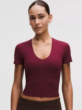 Lululemon All It Takes Ribbed Nulu V-Neck Tee - Burgundy Bay - Size 6 - #97